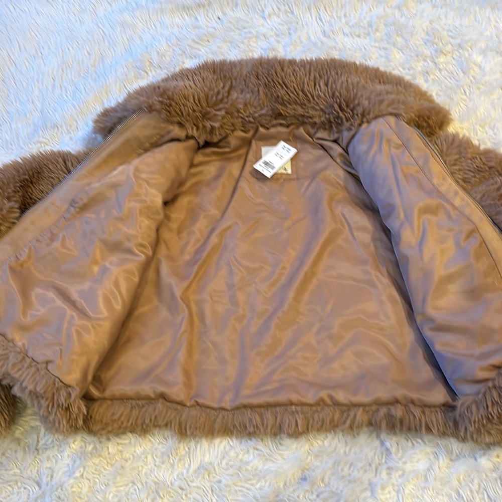 NWT Abercrombie & Fitch Drama Collar Faux Fur tan coat XL - Picture 9 of 13